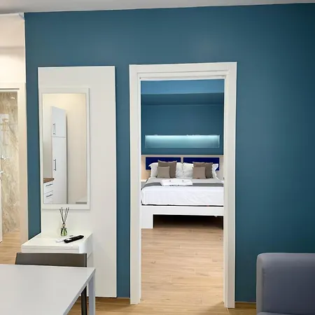 Neas * Castel Volturno