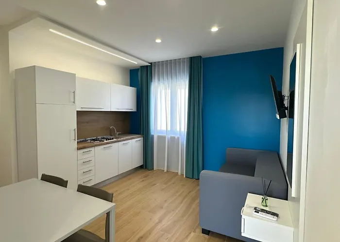 Neas * Castel Volturno